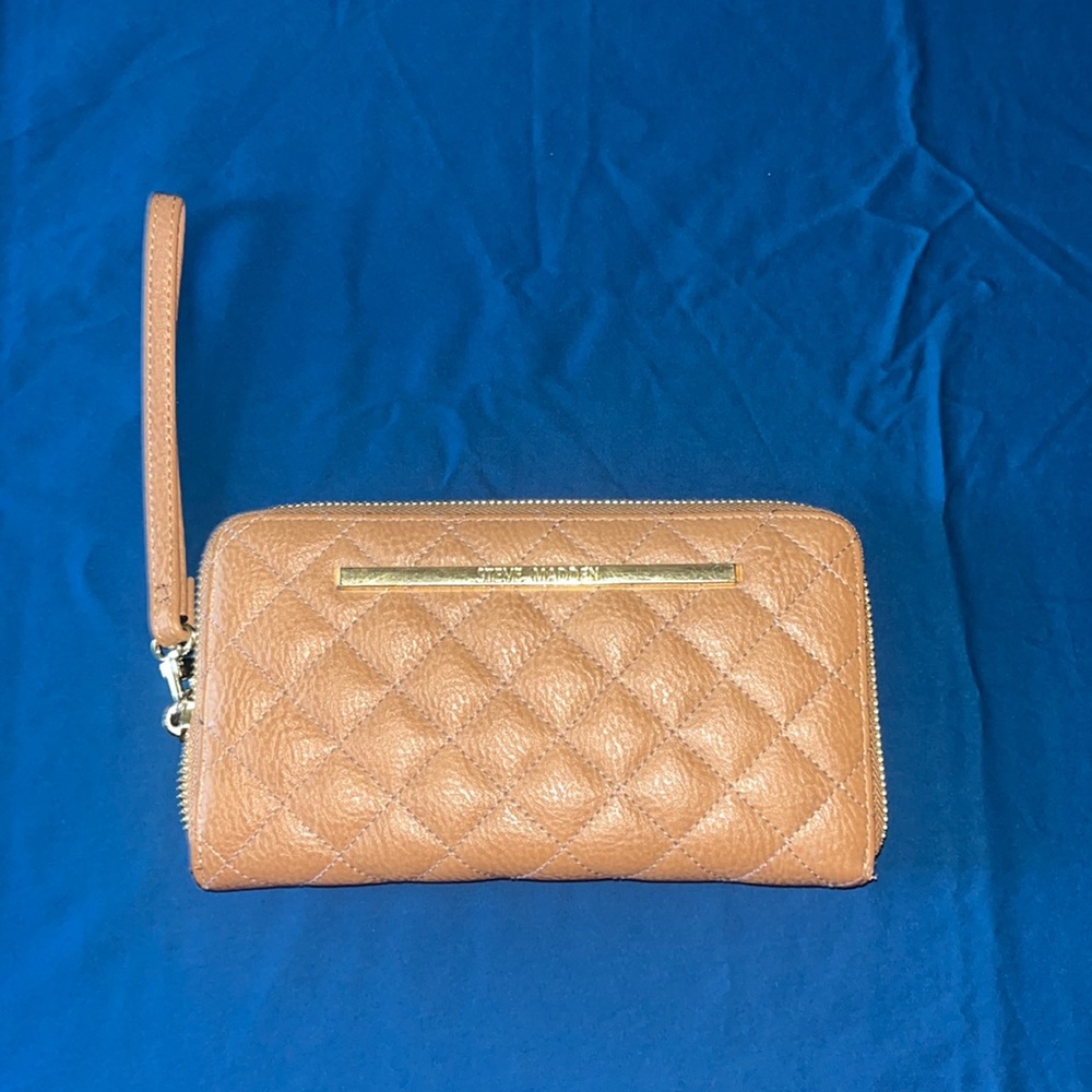 Steve Madden Tan Wristlet Wallet